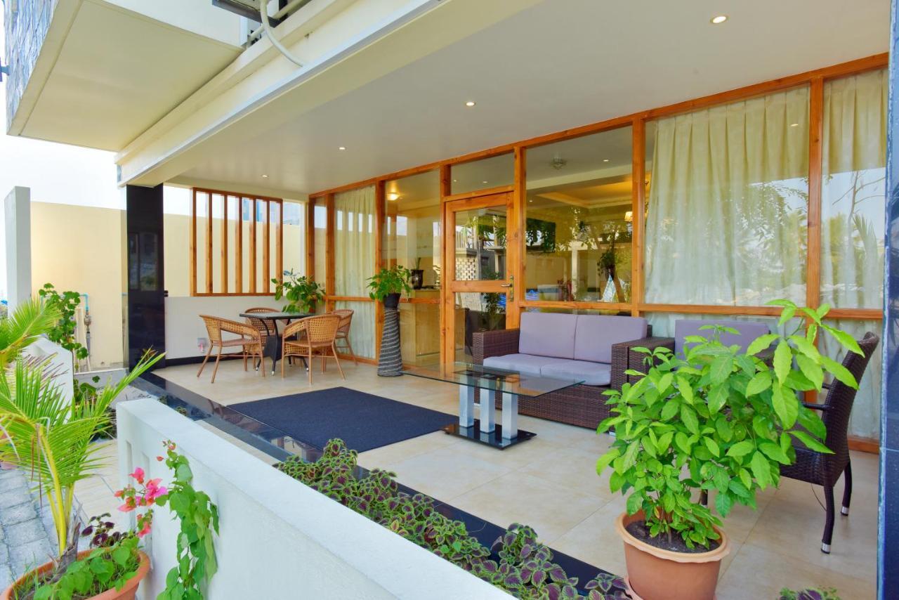 Crystal Beach Inn Male Exterior photo
